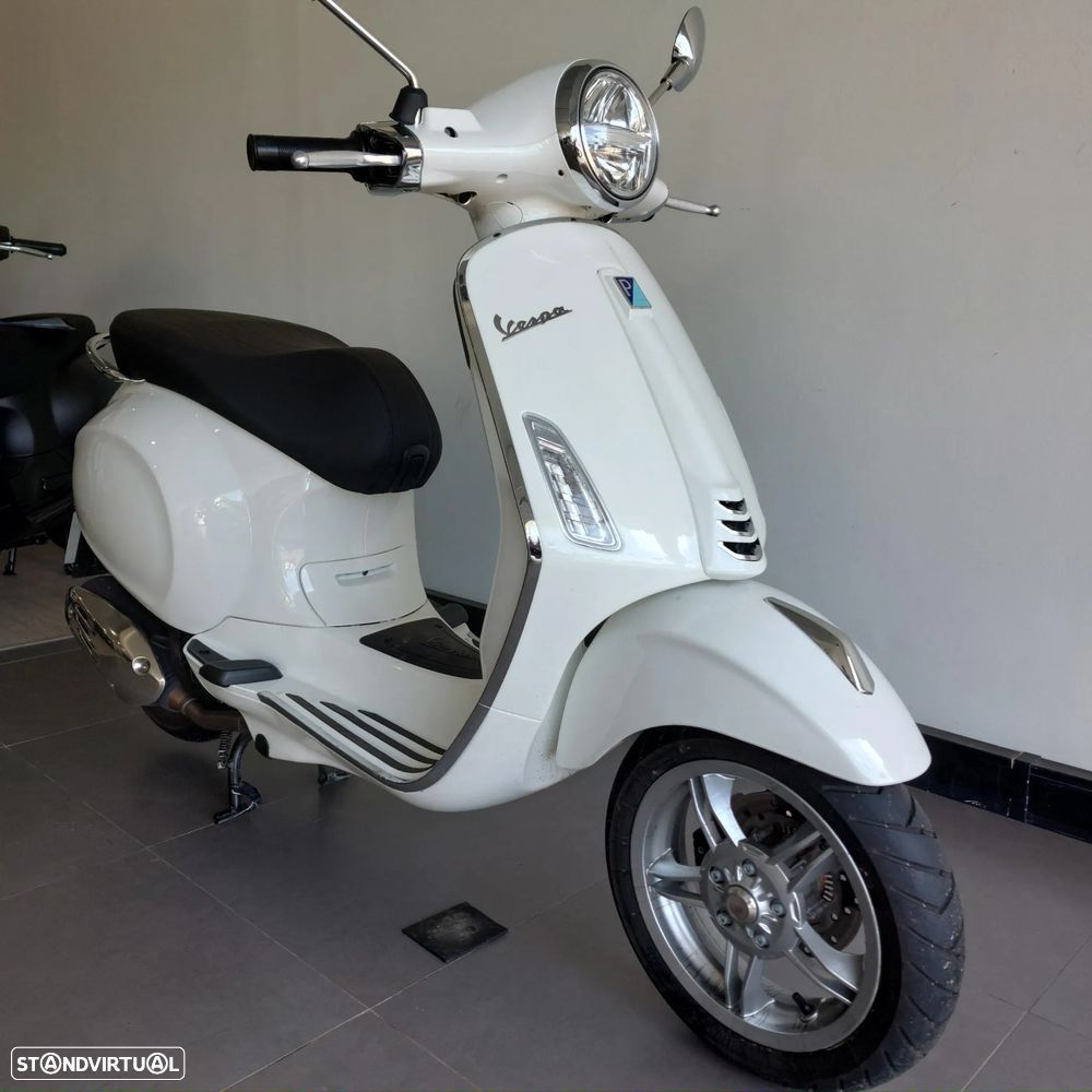 Vespa Primavera - 3