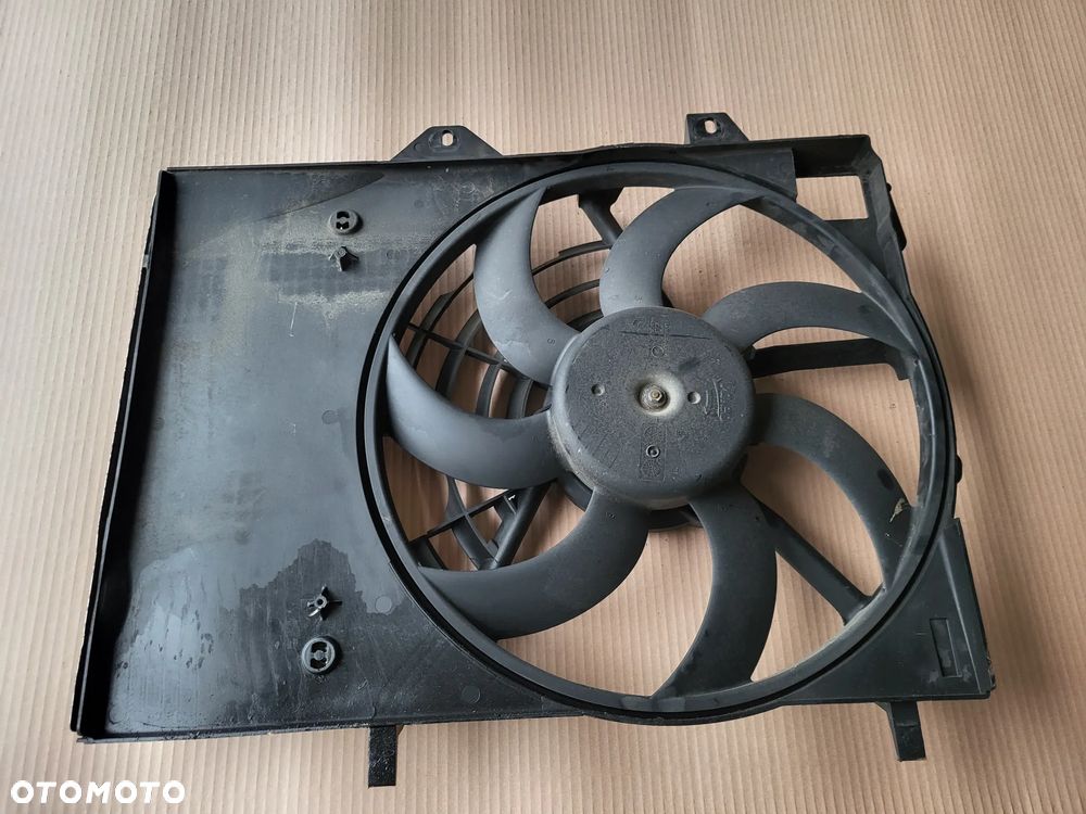 Wentylator chłodni Peugeot 208 1.6 BLUEHDI - 7