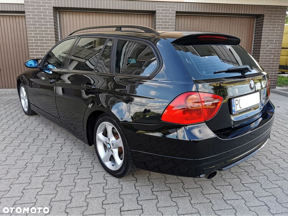 BMW Seria 3 318d - 31