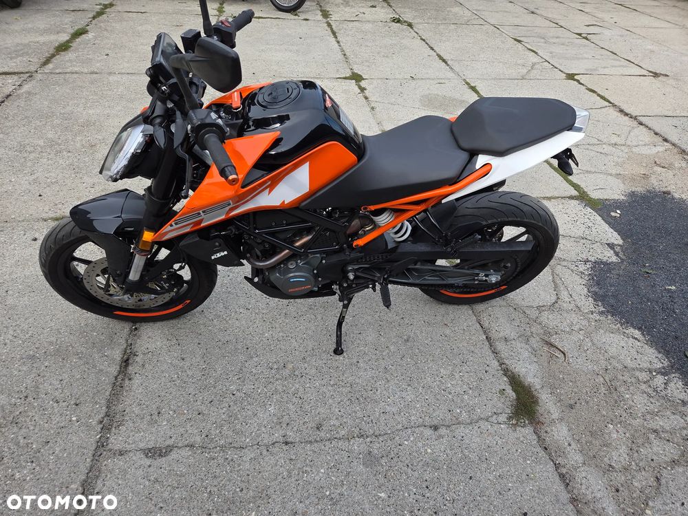 KTM Duke 125 - 9