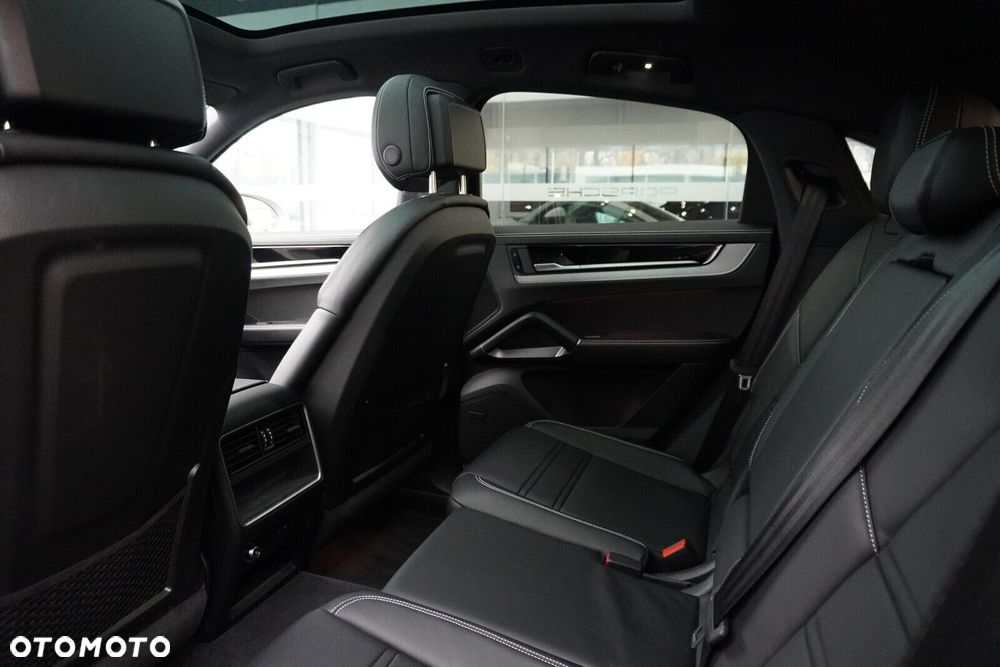 Porsche Cayenne S E-Hybrid PHEV - 16