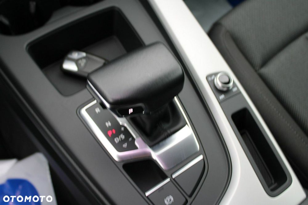 Audi A4 Avant - 30