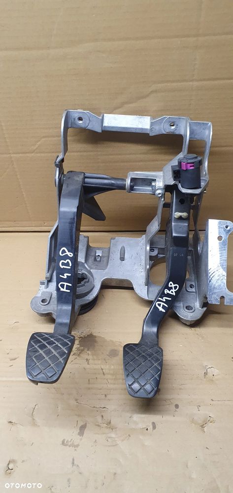 Pedały pedał sprzęgła hamulca Audi A4 B8 8K1721117 8K1721316A 8K1721140B - 1