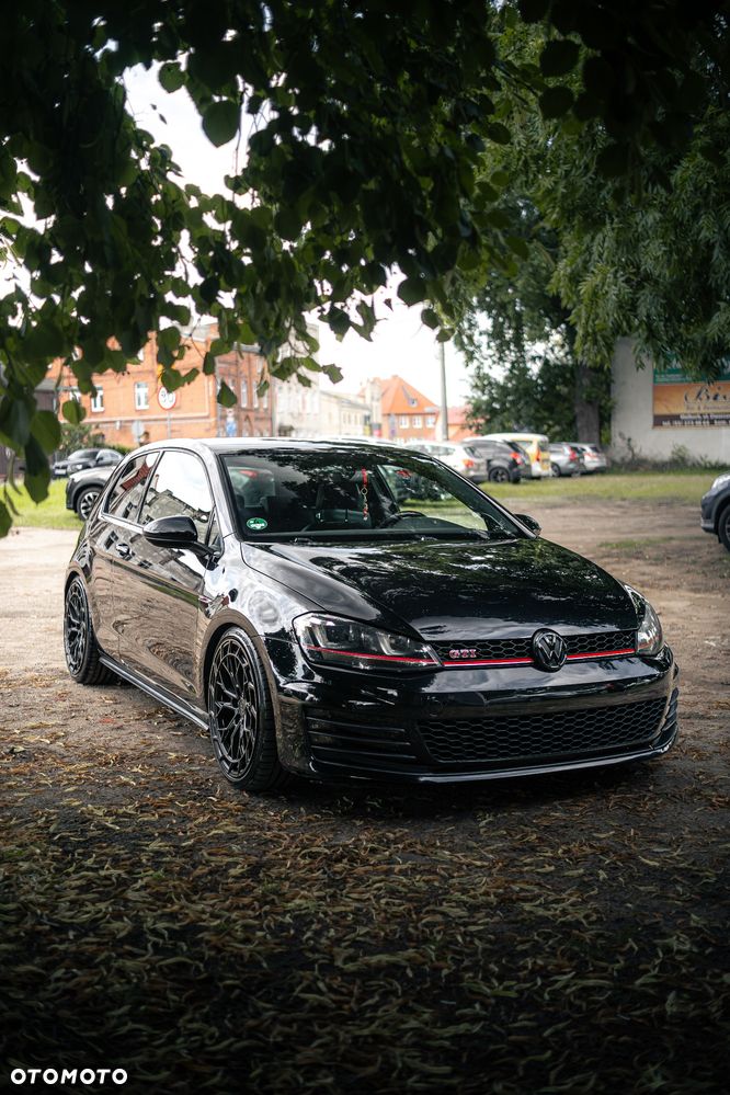 Volkswagen Golf 2.0 TSI BMT GTI Performance DSG - 3