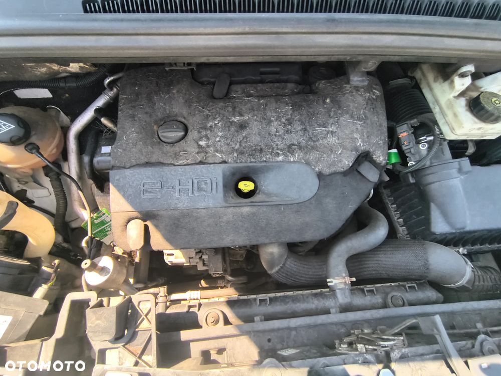 Peugeot 5008 HDI 150 Active - 36