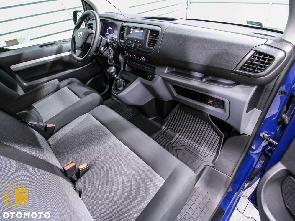 Toyota PROACE BRYGADÓWKA + 6 OSÓB - 10