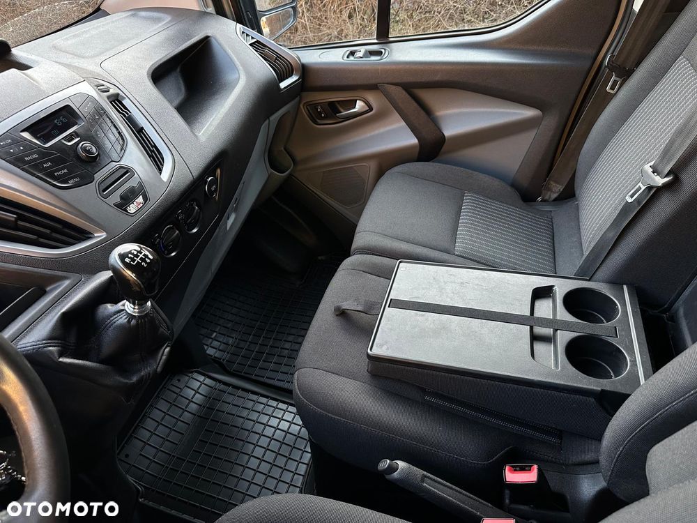 Ford TRANSIT CUSTOM - 7