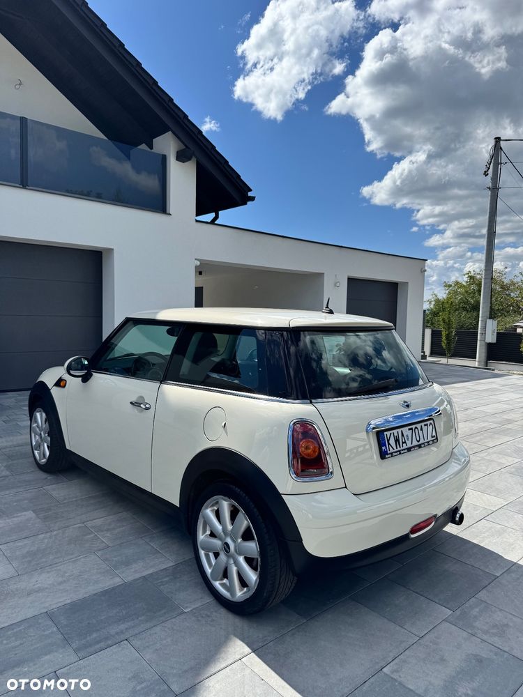MINI ONE Standard - 13