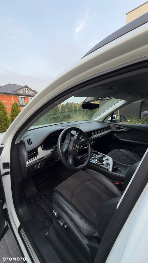 Audi Q7 - 19
