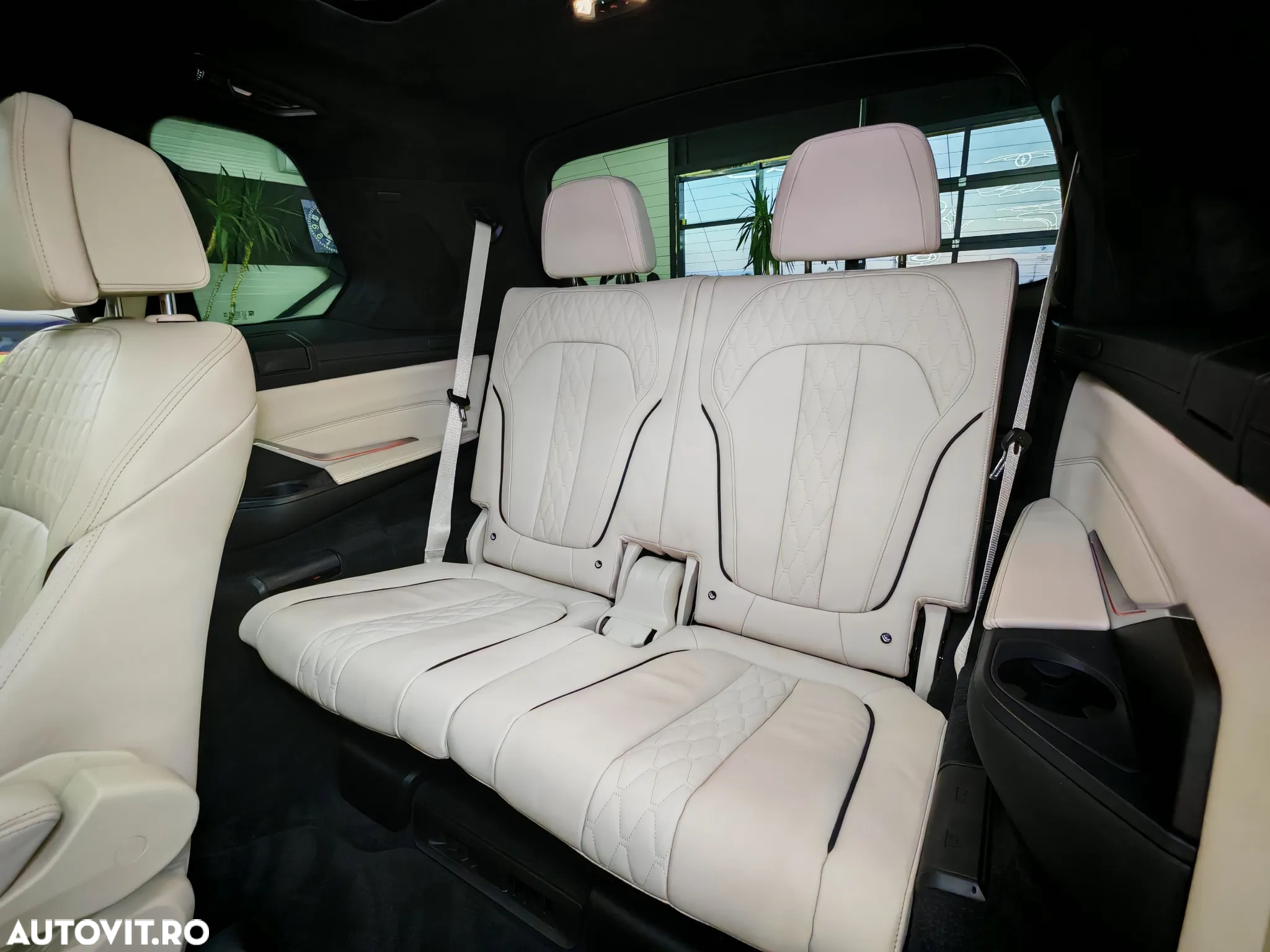 BMW X7 xDrive40i - 12