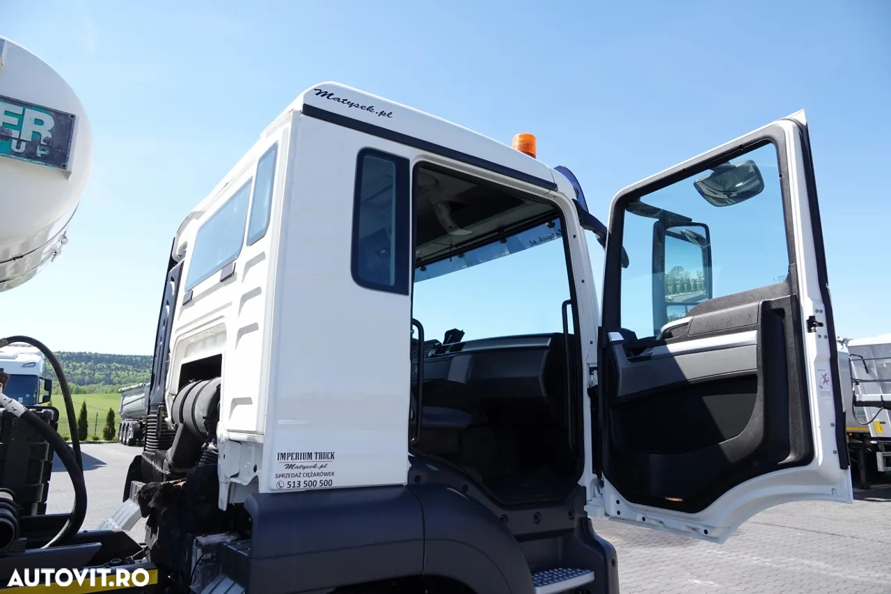 MAN TGS 32.400 / 8X4 / BETONIERĂ / 9 M3 / IMER / MANUALĂ / EURO 6 - 36