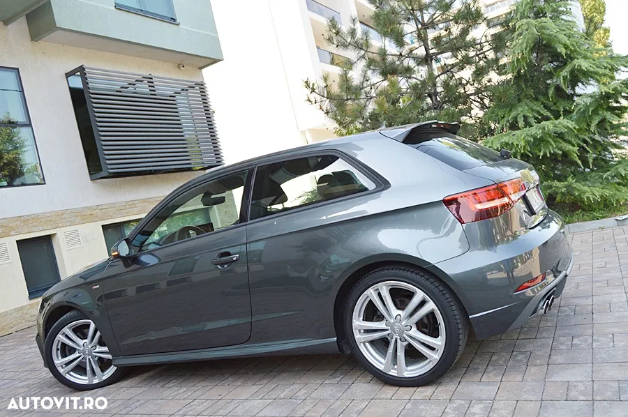 Audi A3 2.0 TFSI Quattro S tronic Sport - 7