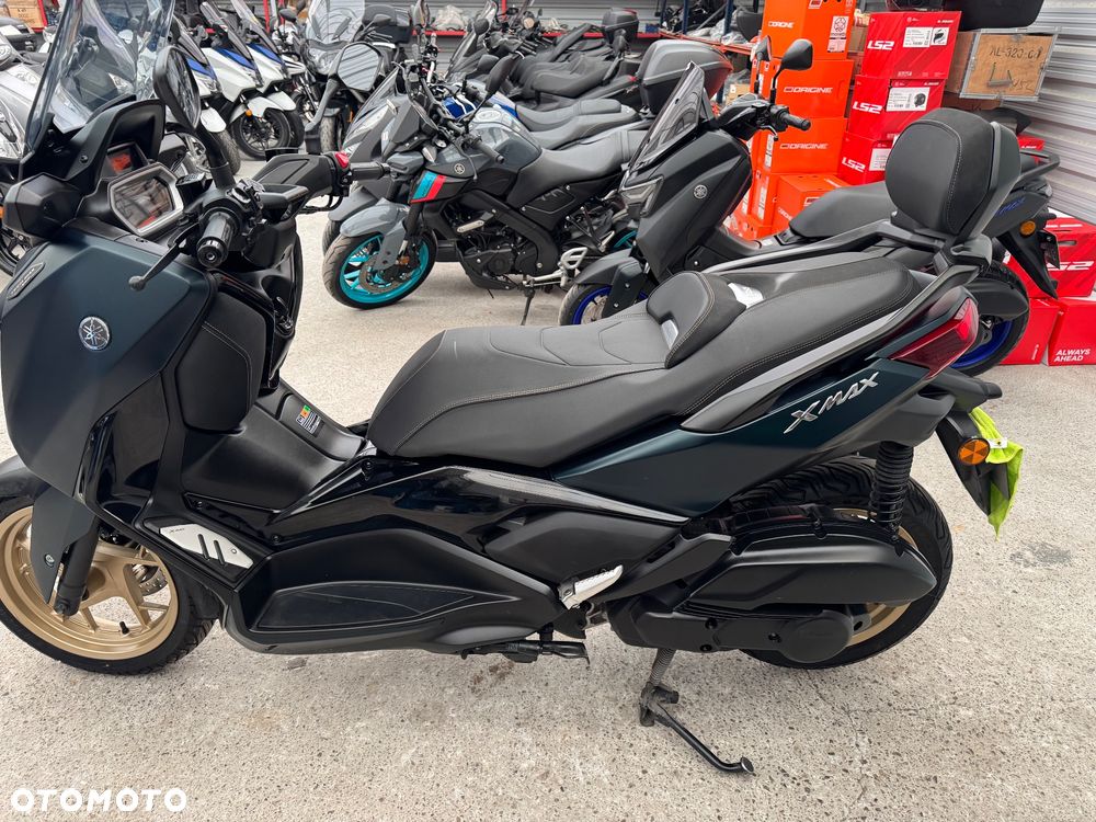 Yamaha X-max - 18