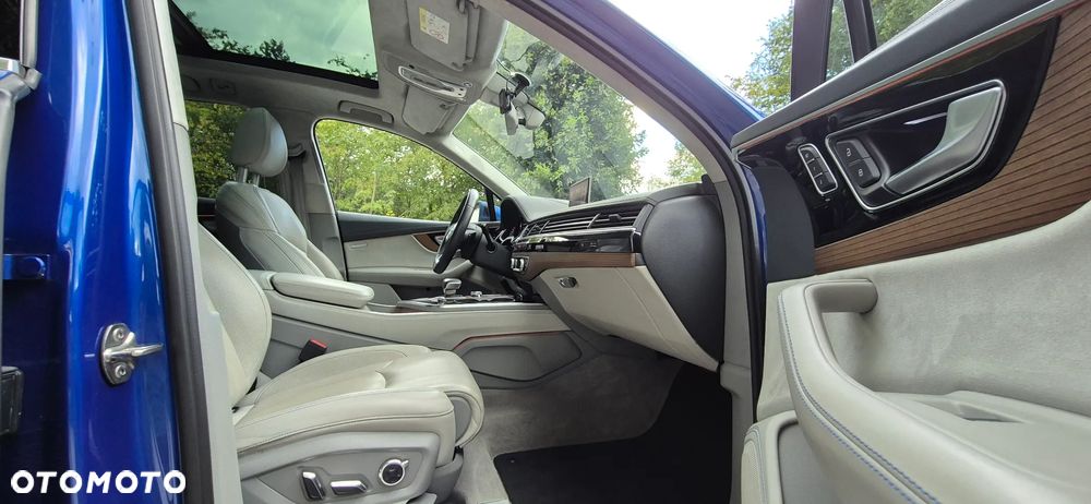 Audi Q7 - 18