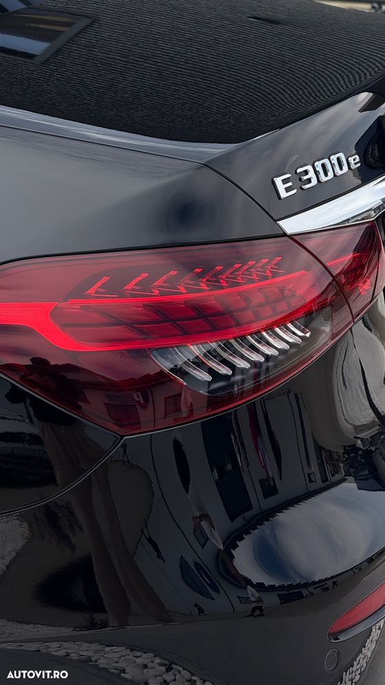 Mercedes-Benz E - 11