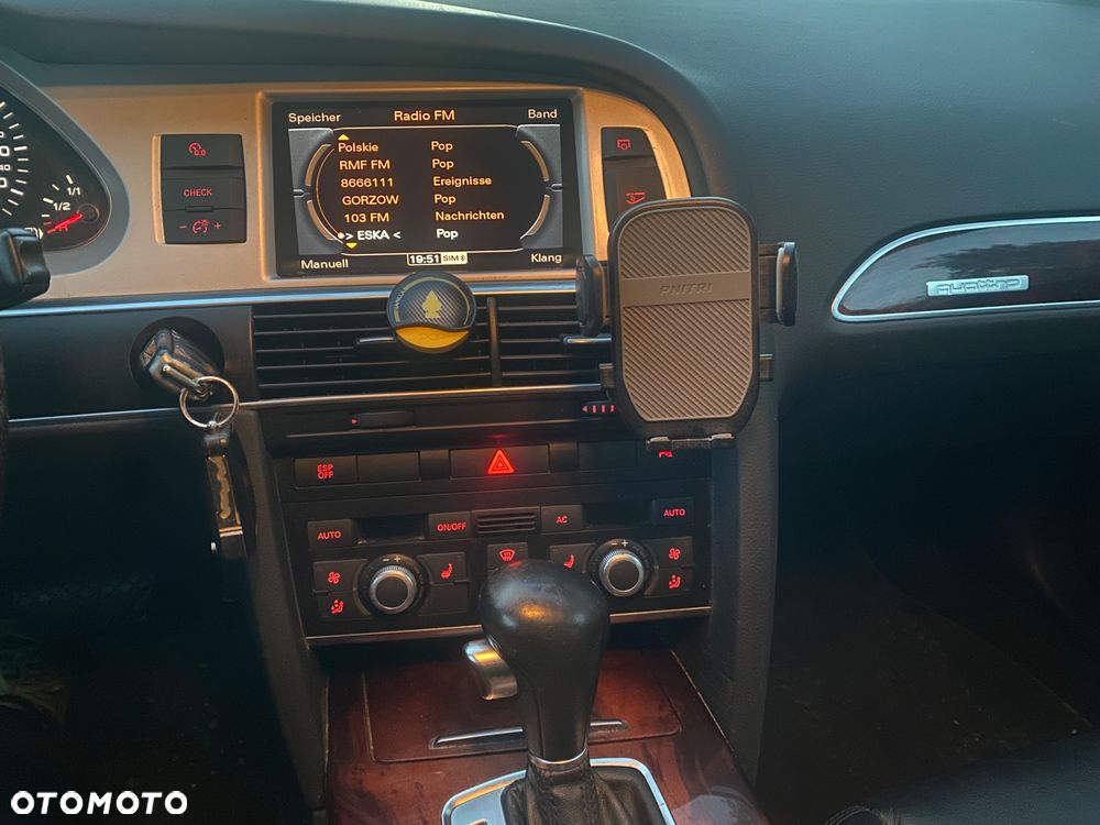 Audi A6 Allroad - 26