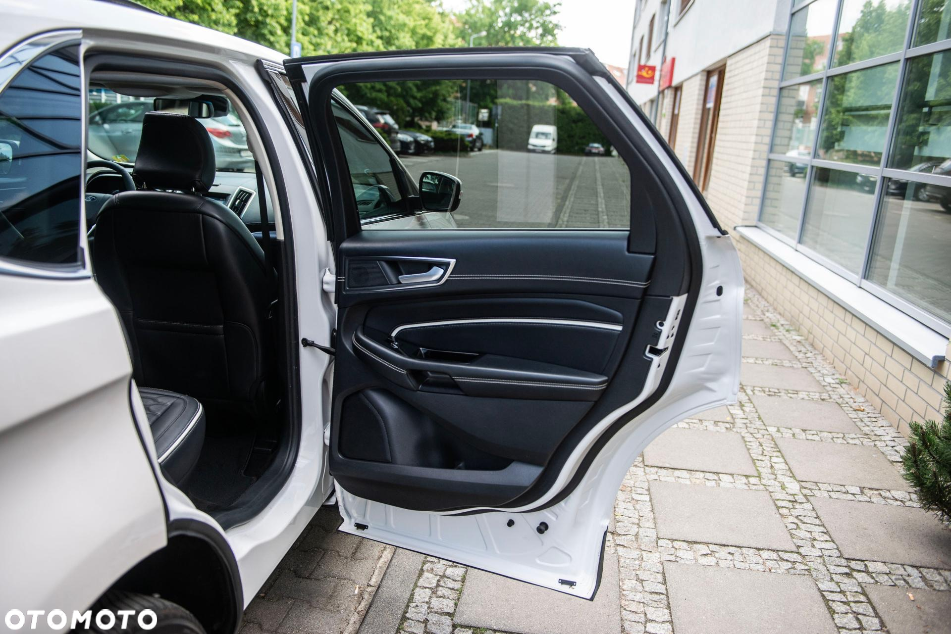 Ford Edge - 26
