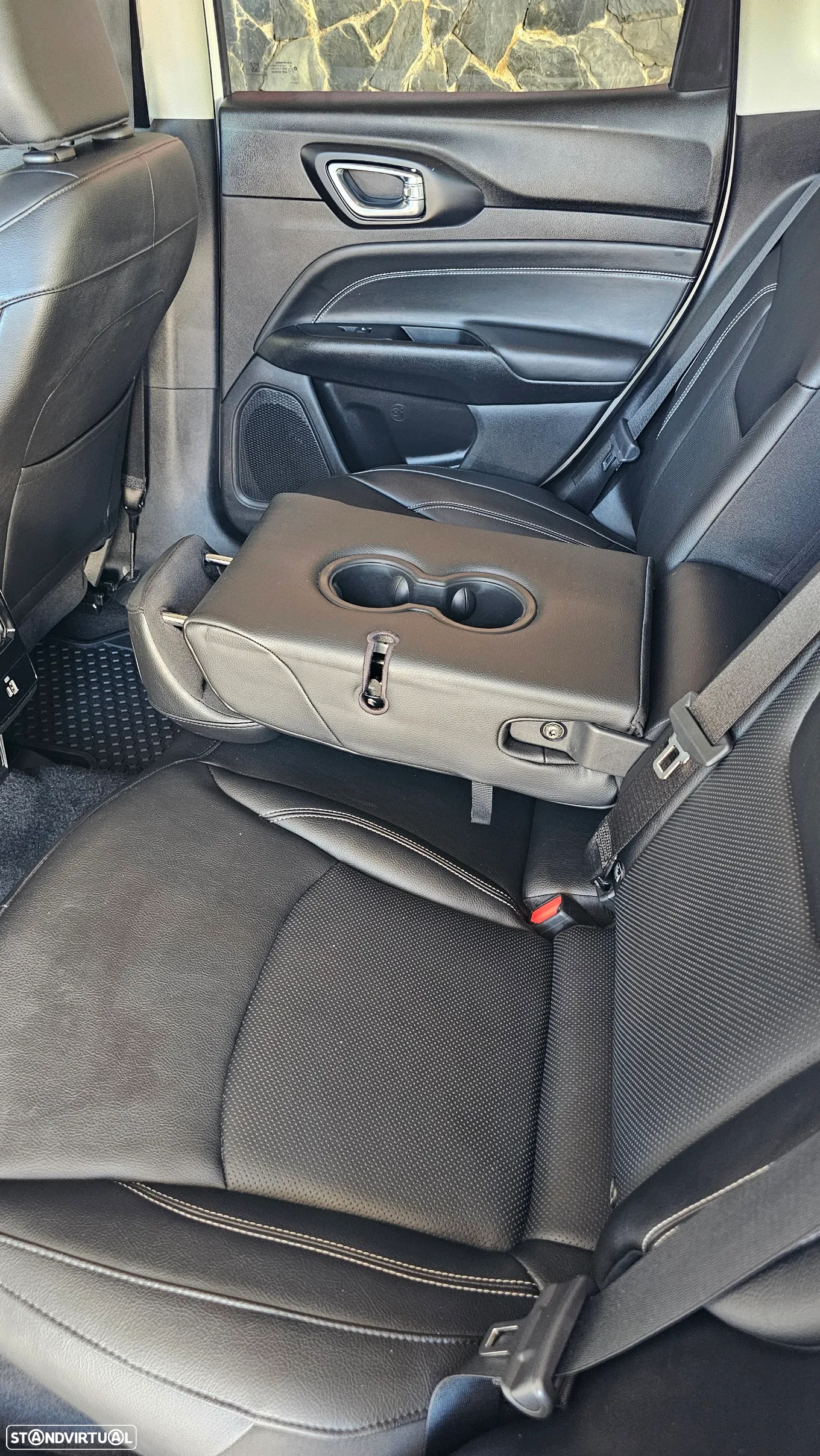 Jeep Compass 1.3 T4 4xe PLUG-IN HYBRID Auto High Upland - 15