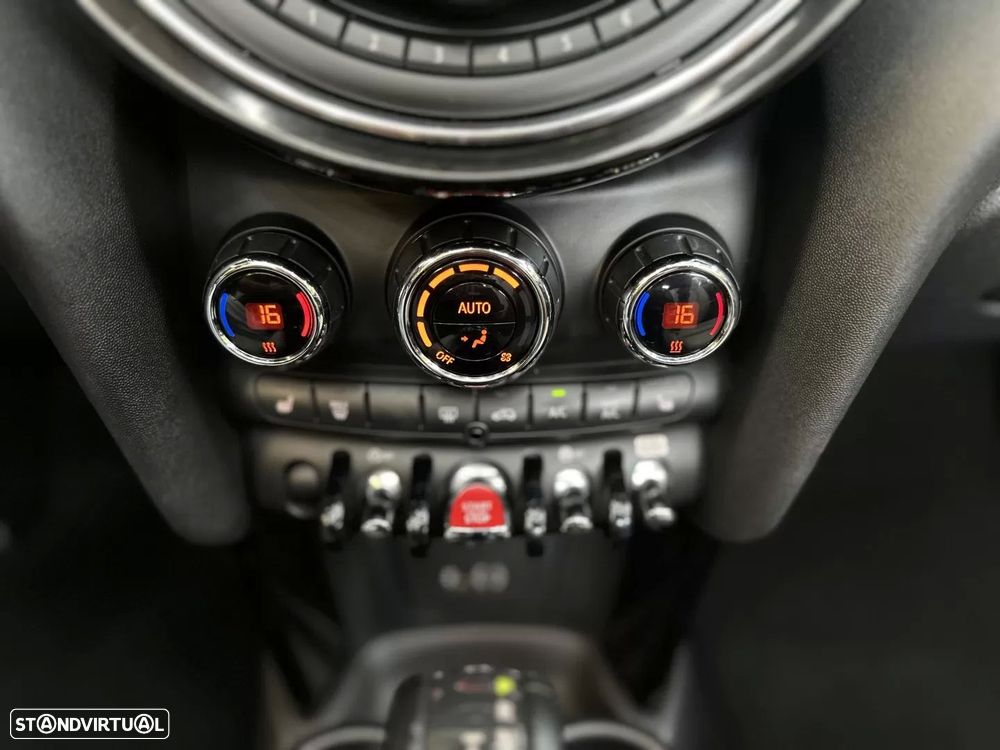 MINI Cabrio Cooper D Auto - 21
