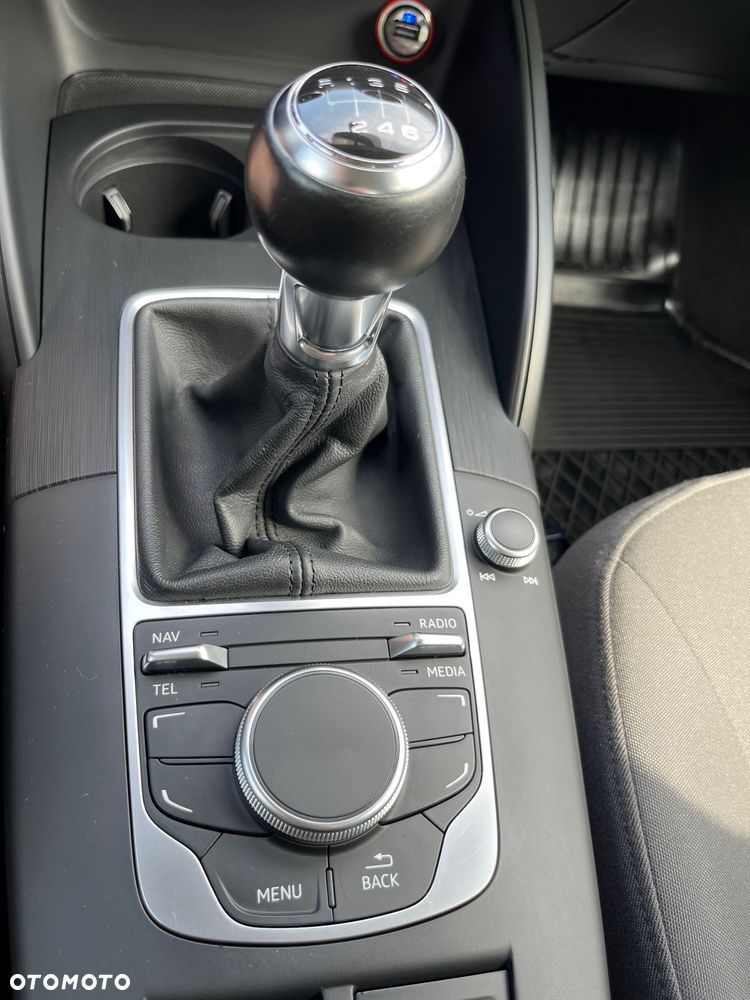 Audi A3 ver-1-6-tdi-ultra-attraction - 19