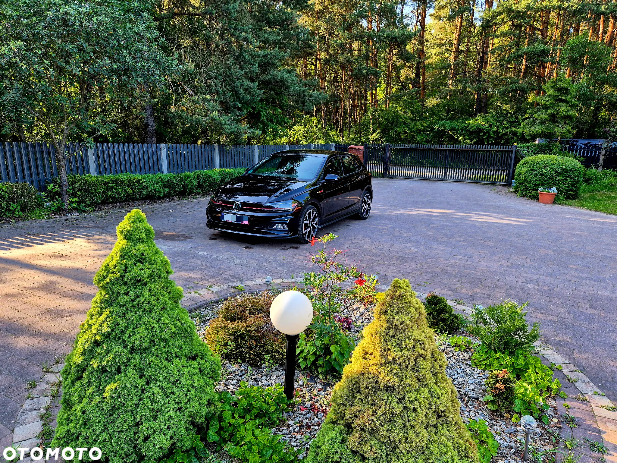 Volkswagen Polo 2.0 TSI GTI - 4
