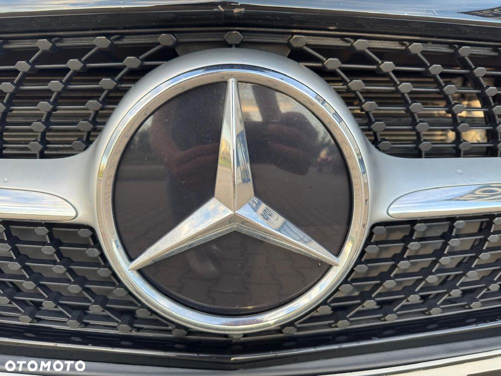 Mercedes-Benz Klasa A 180 Style 7G-DCT - 19