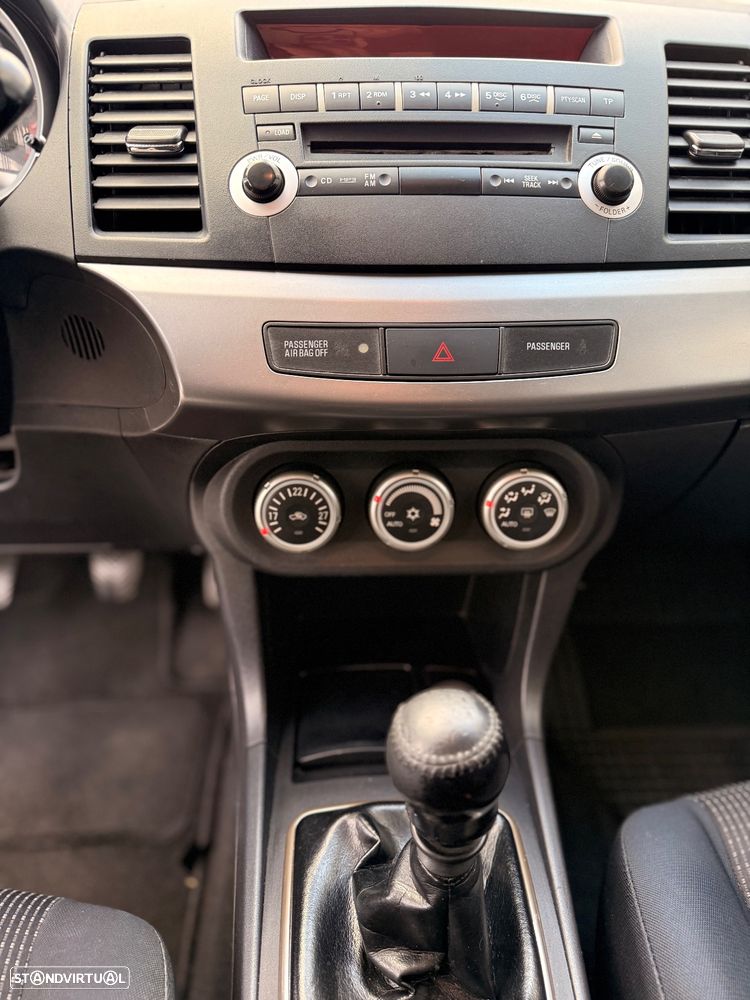 Mitsubishi Lancer 2.0 DI-D Intense - 16