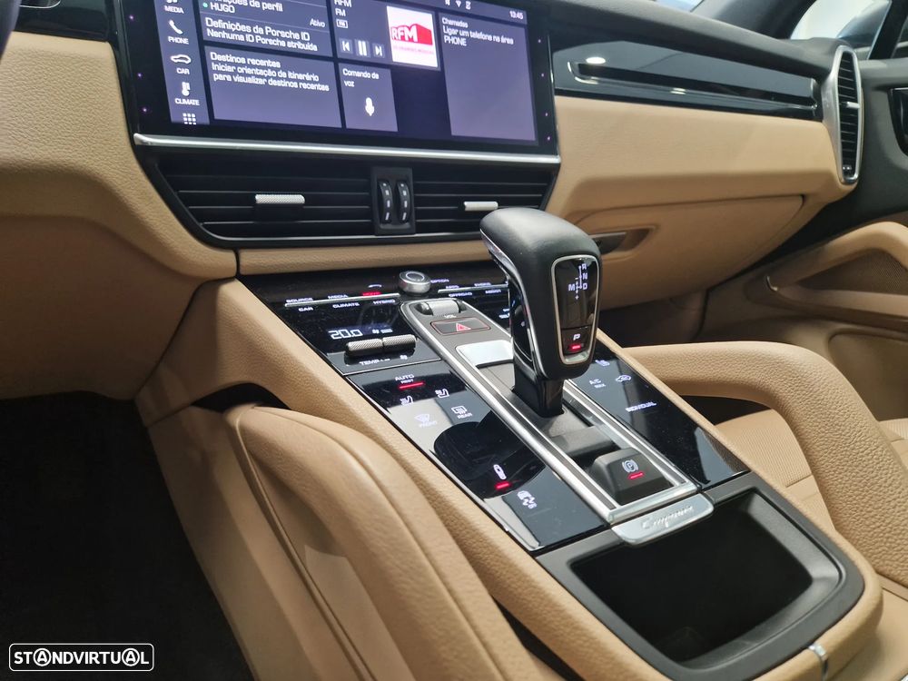 Porsche Cayenne E-Hybrid - 26