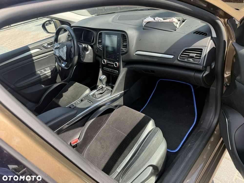 Renault Megane - 9