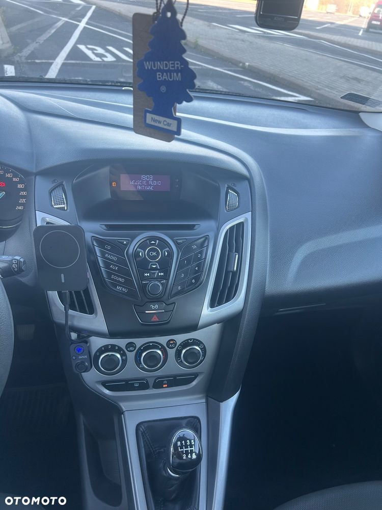 Ford Focus 1.6 TDCi DPF Start-Stopp-System Trend - 11