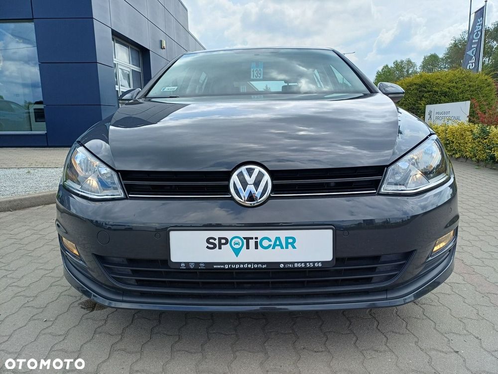 Volkswagen Golf - 10