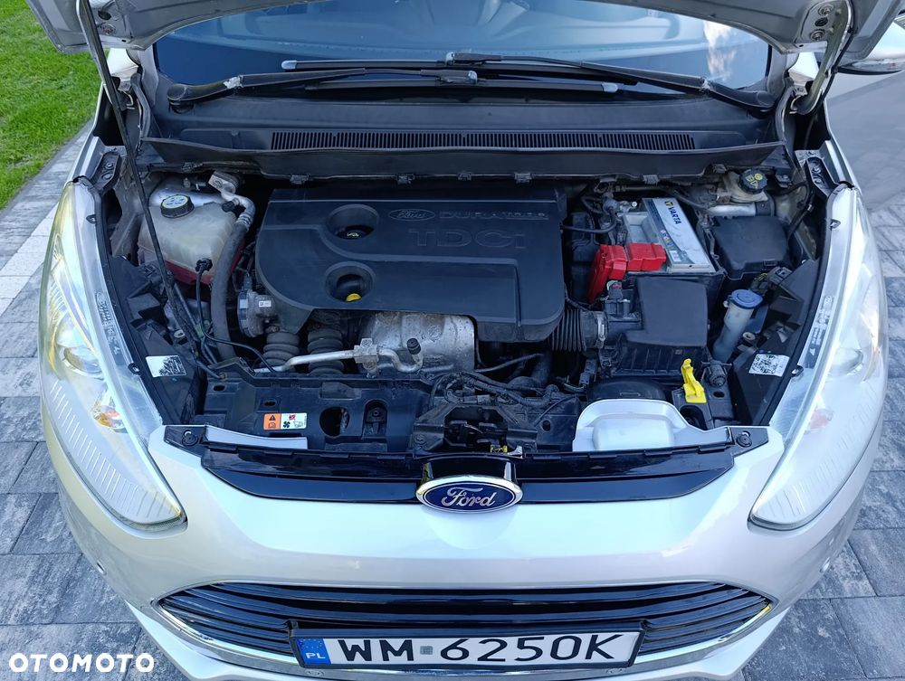 Ford B-MAX 1.6 TDCi Titanium - 11
