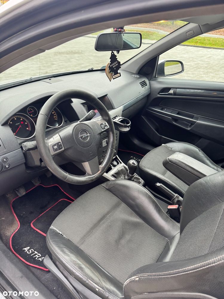 Opel Astra 1.9 CDTI Enjoy - 19