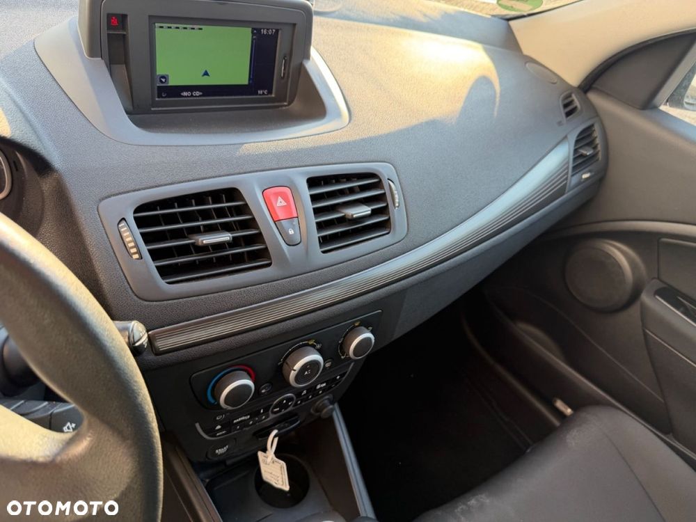 Renault Megane - 7