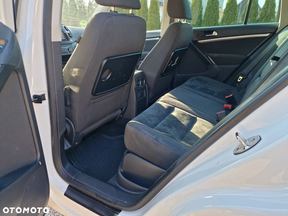 Volkswagen Tiguan 1.4 TSI BlueMotion Technology Lounge Sport & Style - 36