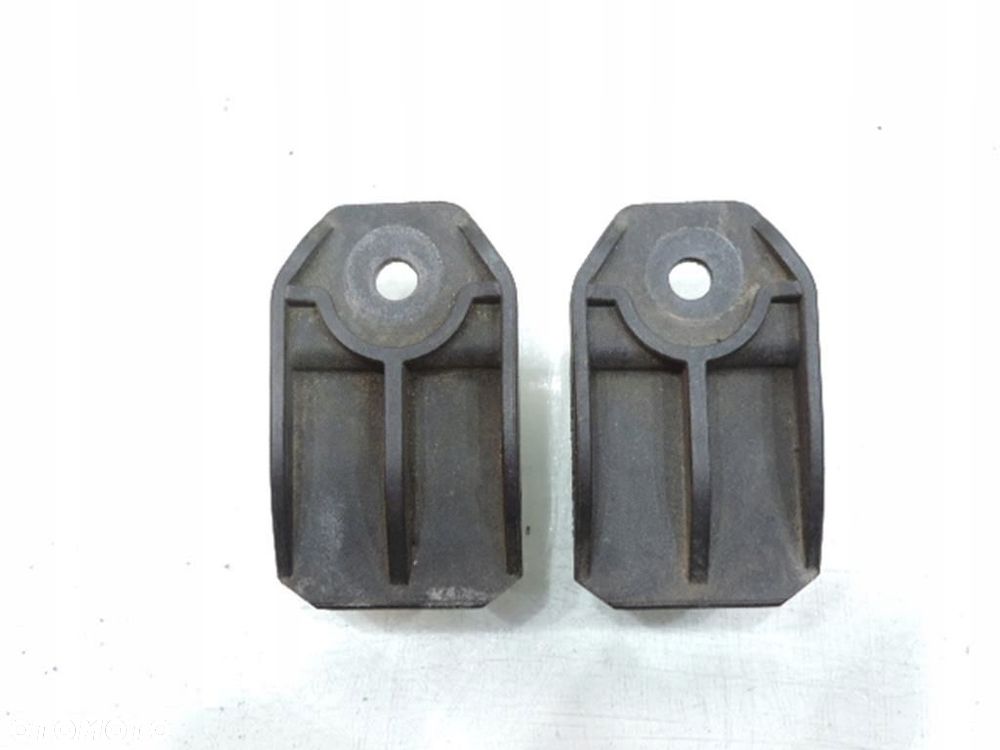 UCHWYT MOCOWANIE CHŁODNICY BMW E39 LIFT - 7