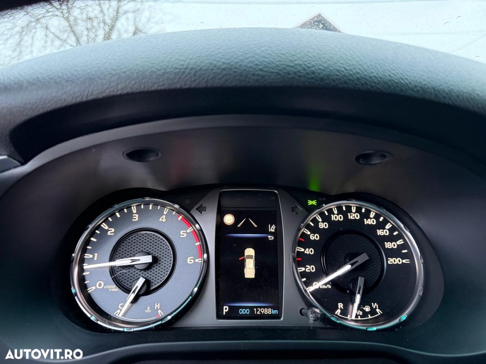 Toyota Hilux - 7