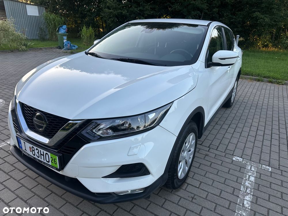 Nissan Qashqai - 1