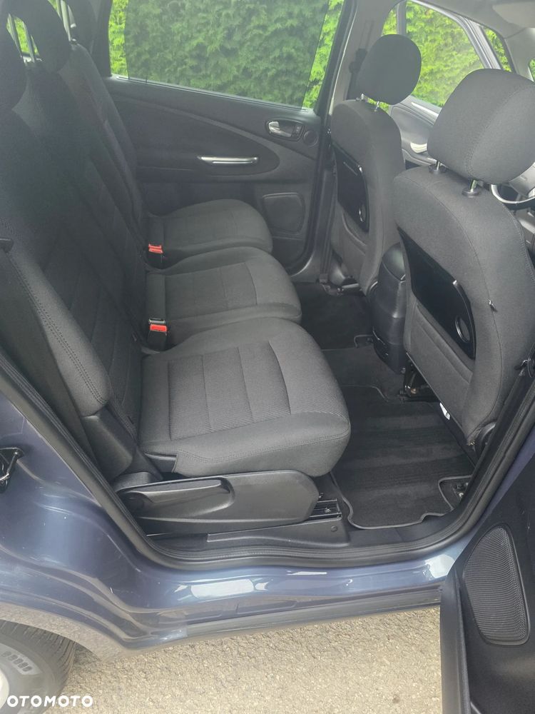 Ford S-Max - 14