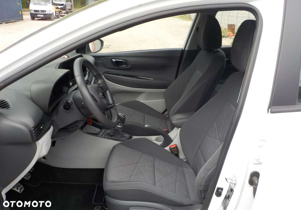 Hyundai Bayon - 20