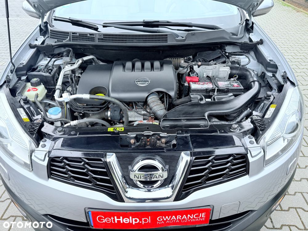 Nissan Qashqai 2.0 dCi 4 x 4 DPF tekna - 33