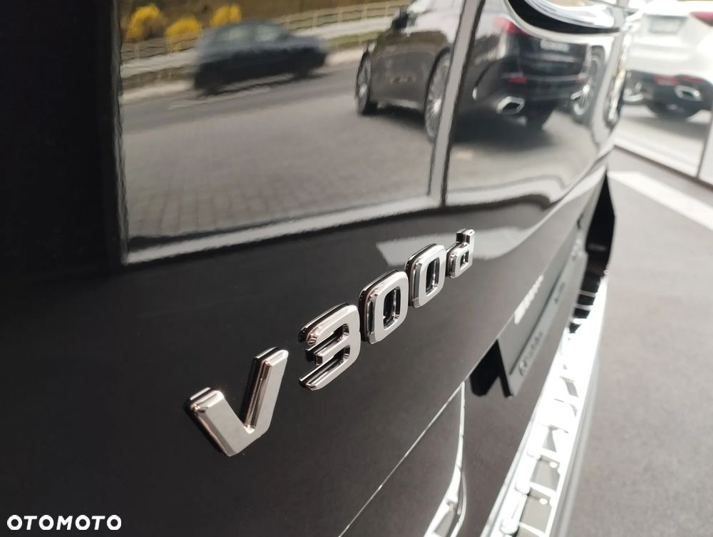 Mercedes-Benz Klasa V 300 d 4-Matic 9G-Tronic Exclusive (ekstra d³) - 32