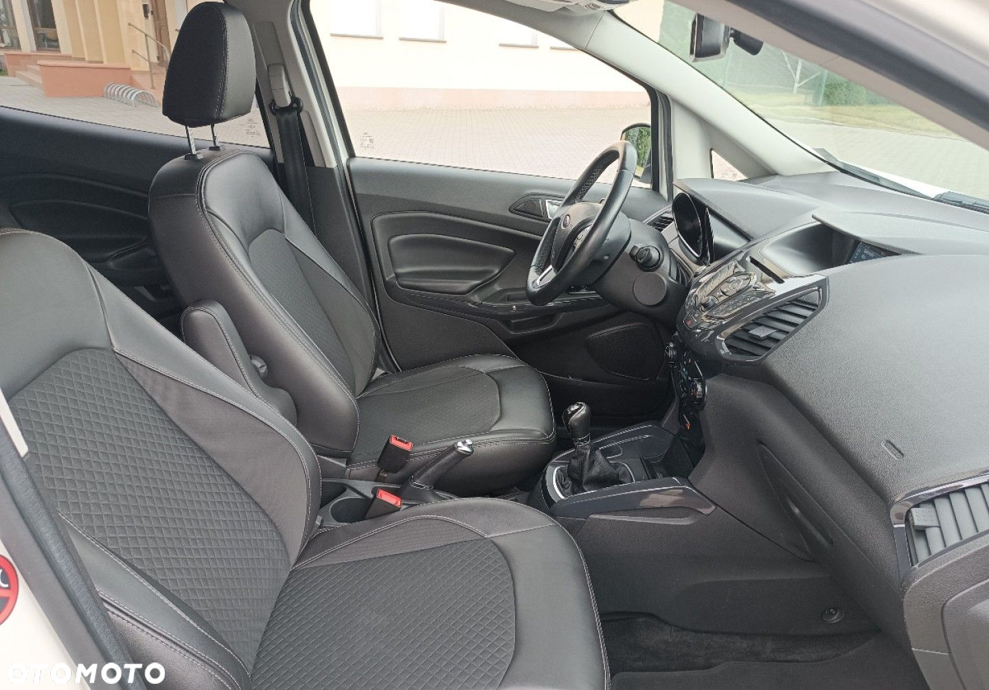 Ford EcoSport - 15
