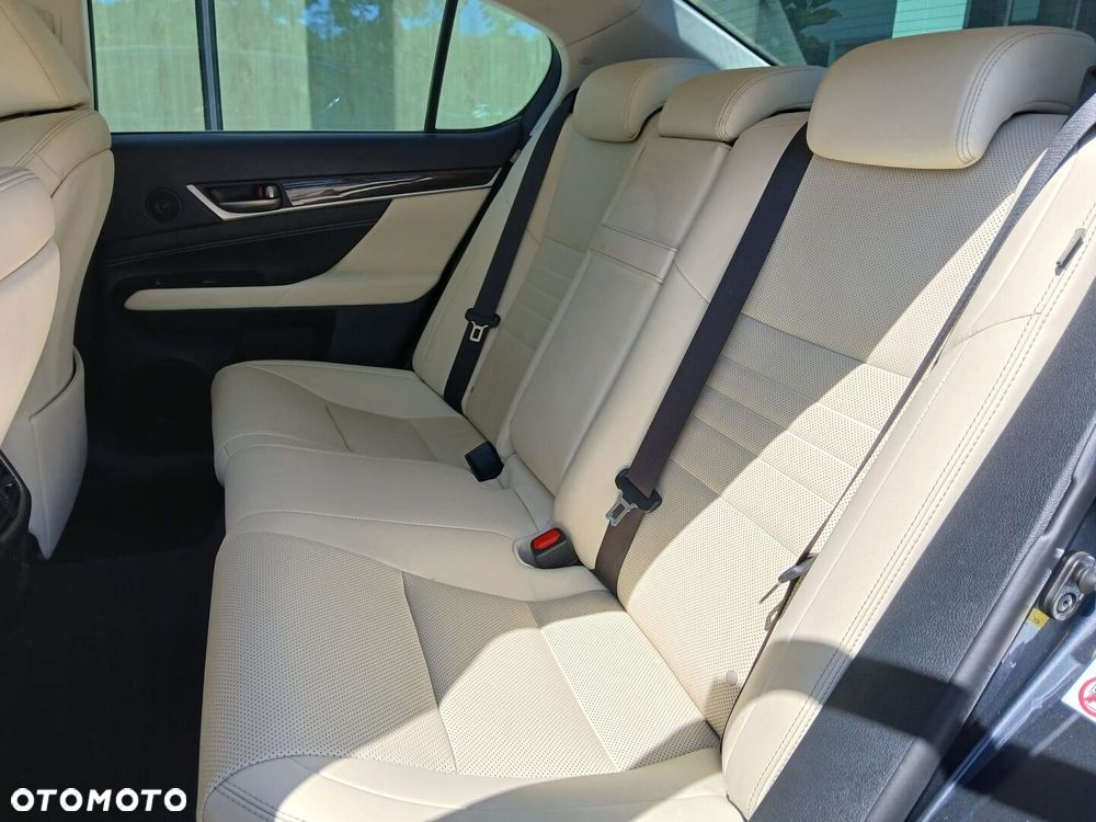 Lexus GS - 7