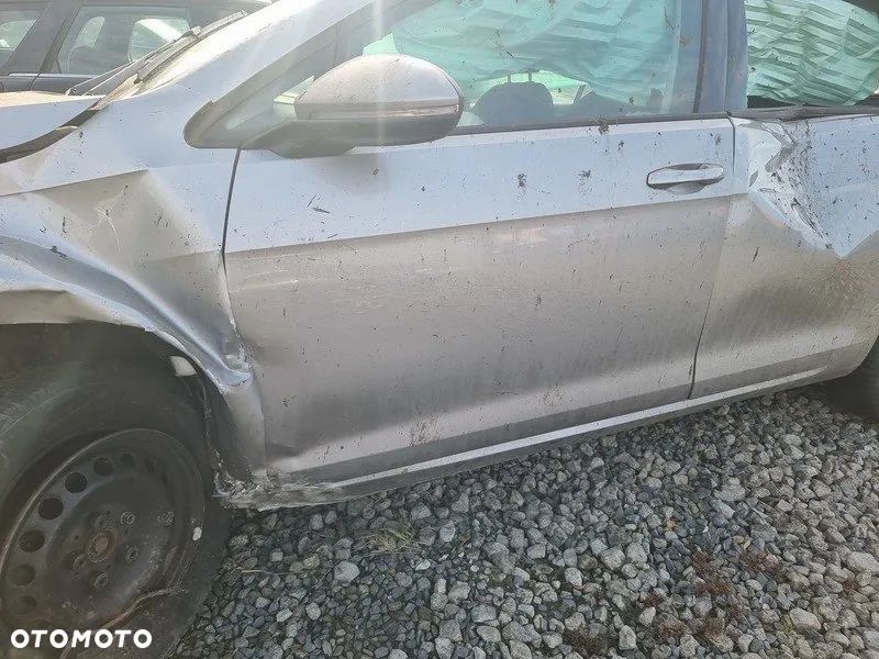 Volkswagen Golf - 13