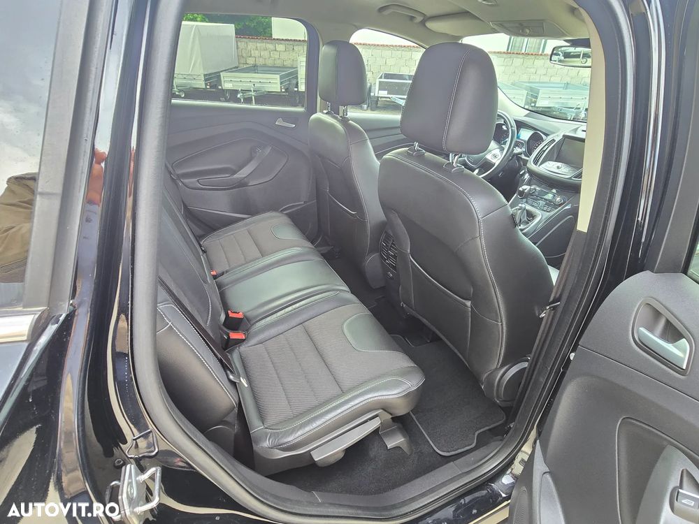 Ford Kuga 1.5 EcoBoost 2WD Titanium - 22