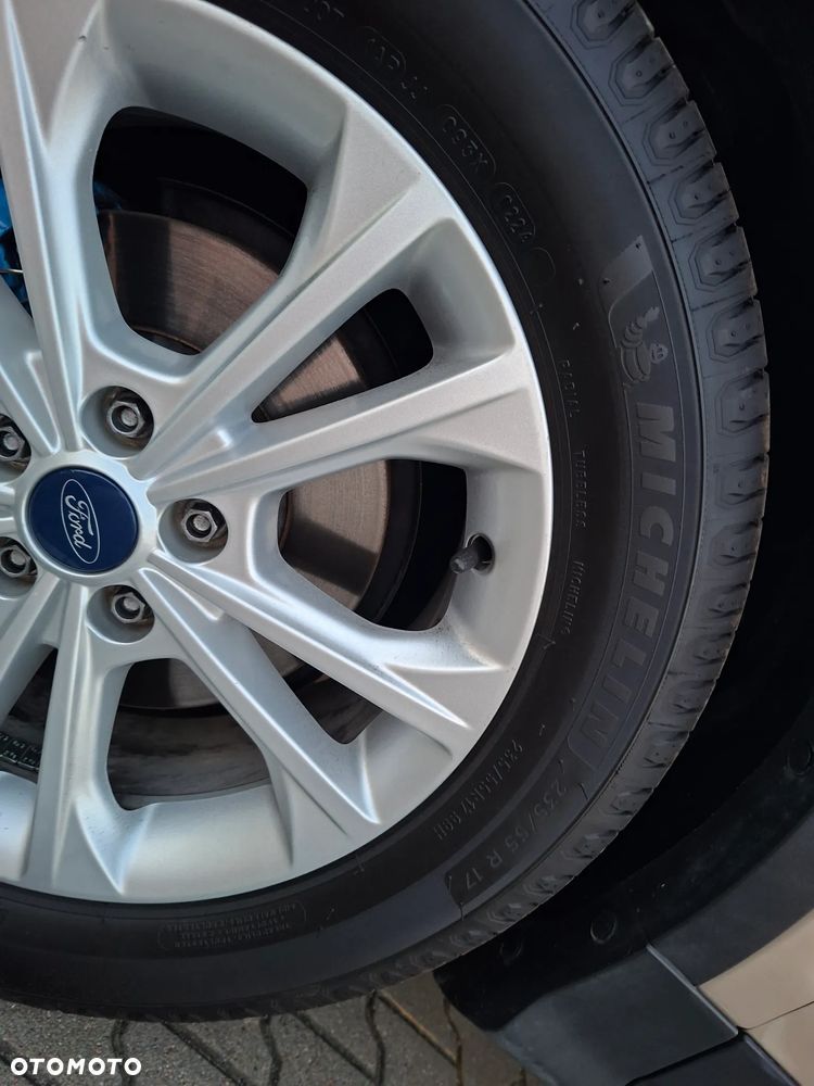 Ford Escape - 33