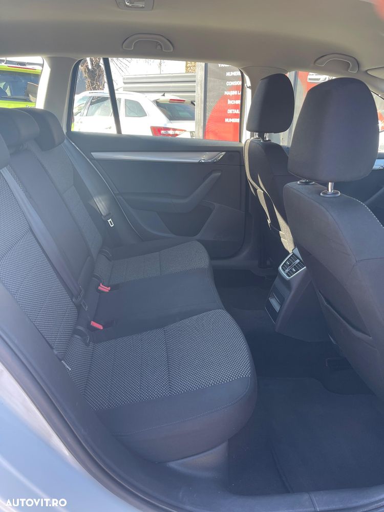 Skoda Octavia 1.6 TDI DPF Active Green tec - 8