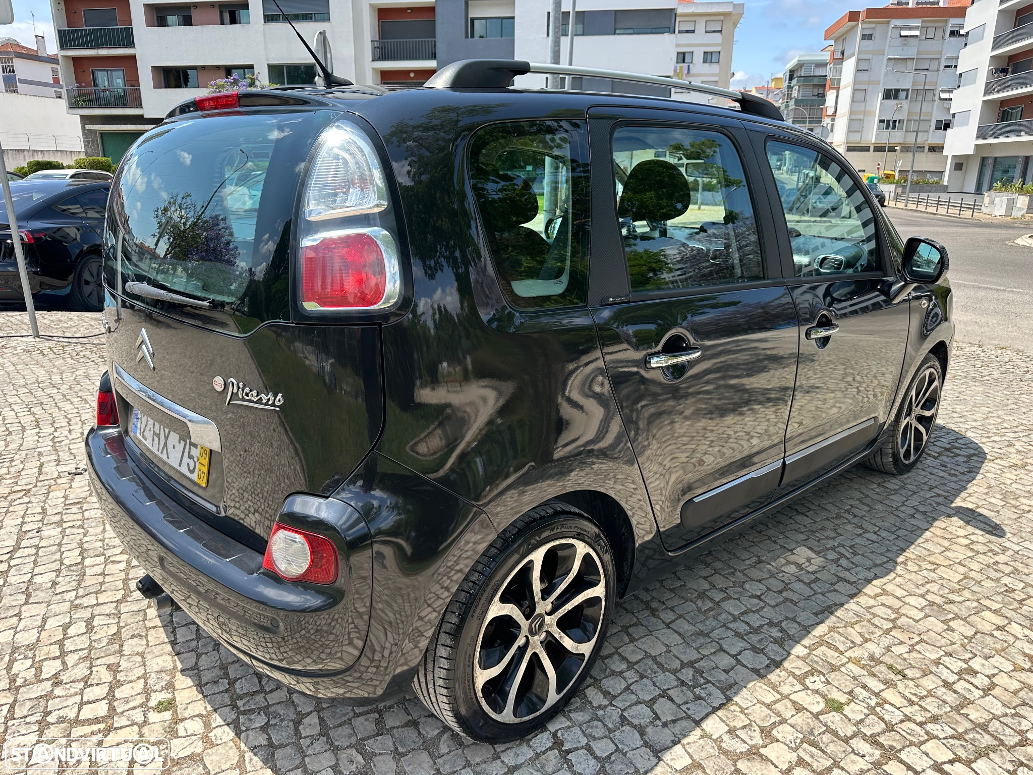 Citroën C3 Picasso 1.6 HDi Exclusive Airdream - 2