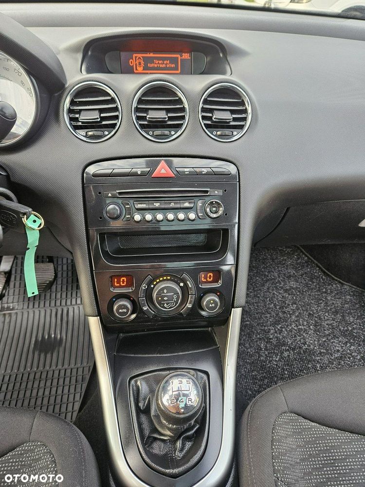 Peugeot 308 - 13